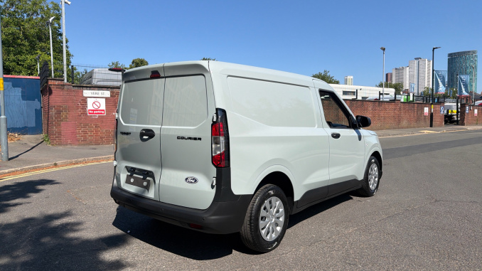 Ford Transit Courier Petrol 1.0 EcoBoost 125ps Trend Van Auto - Image 10